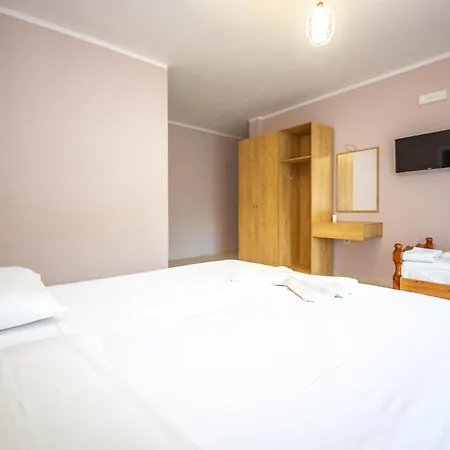Blu Horizon Gjipe Bed & Breakfast