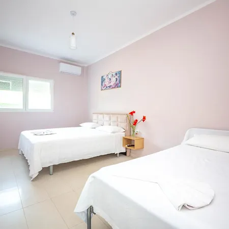 Blu Horizon Gjipe Panzió